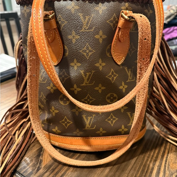 Louis Vuitton Brown Monogram Shoulder Bag with Fringe - Picture 1 of 3